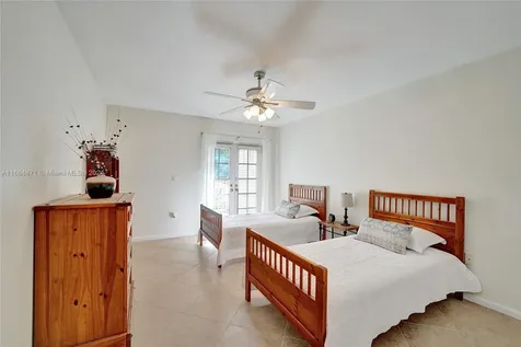 1520 SW 171st Terrace Pembroke Pines FL 33027