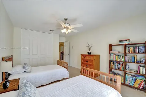 1520 SW 171st Terrace Pembroke Pines FL 33027