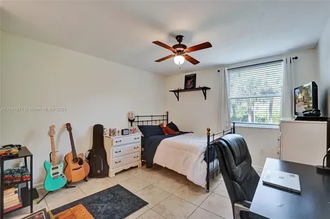 1520 SW 171st Terrace Pembroke Pines FL 33027