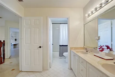 1520 SW 171st Terrace Pembroke Pines FL 33027