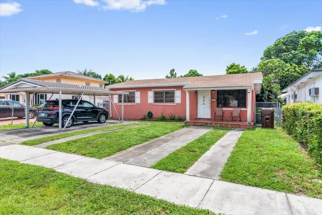 526 E 54th Street Hialeah FL 33013