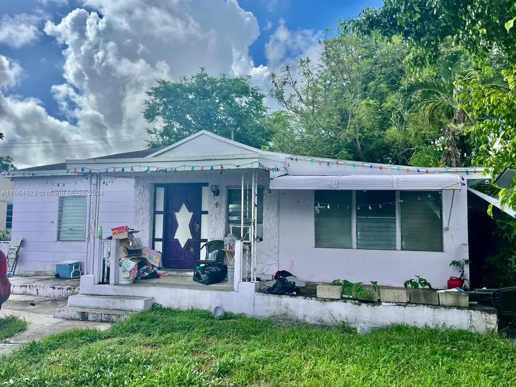 1168 NW 106th Street Miami FL 33150