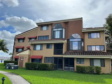 15545 N Miami Lakeway N Miami Lakes FL 33014