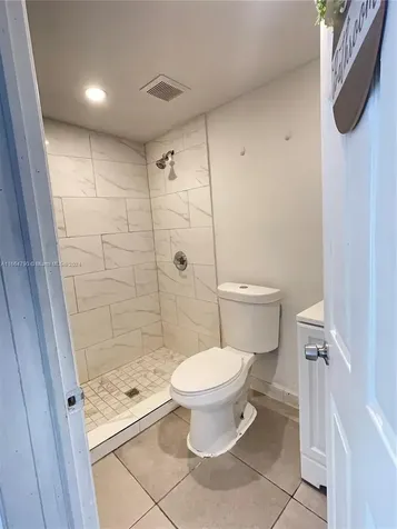 1143 NW 27th Street Miami FL 33127