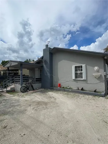 1143 NW 27th Street Miami FL 33127