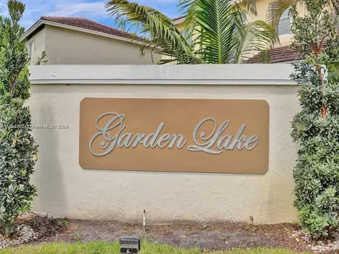 9801 SW 3rd Street Pembroke Pines FL 33025