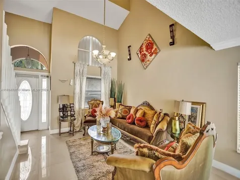 9801 SW 3rd Street Pembroke Pines FL 33025