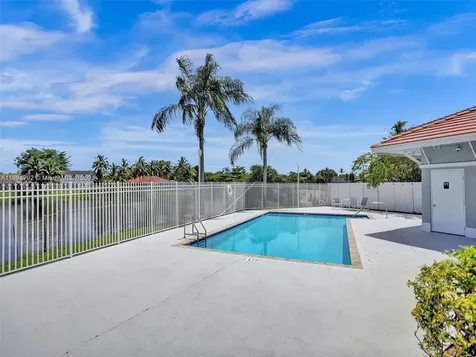 9801 SW 3rd Street Pembroke Pines FL 33025