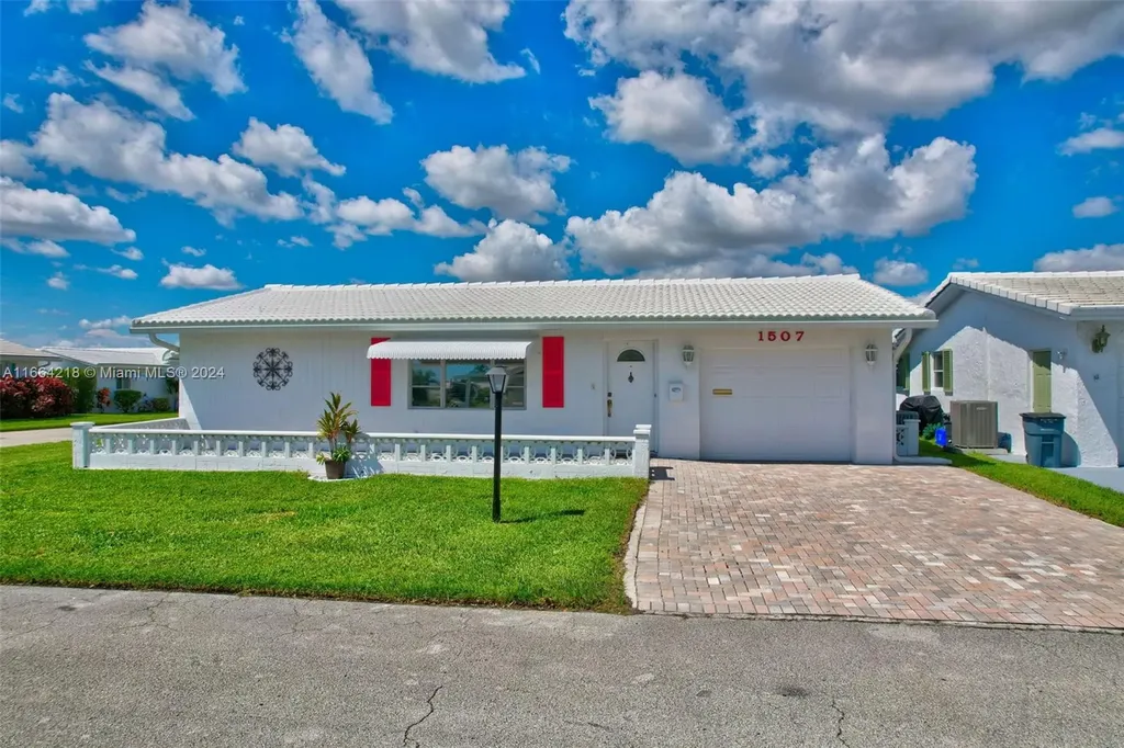 1507 SW 20th Street Boynton Beach FL 33426