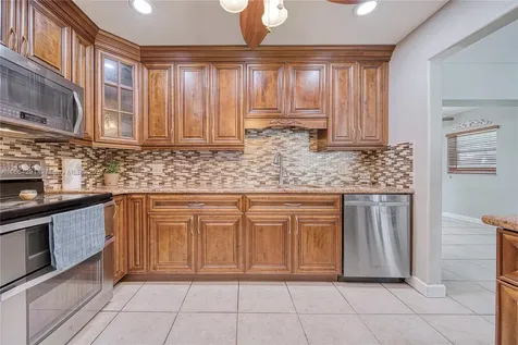 1211 NW 96th Terrace Pembroke Pines FL 33024