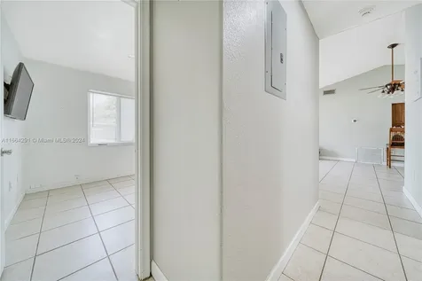 1211 NW 96th Terrace Pembroke Pines FL 33024
