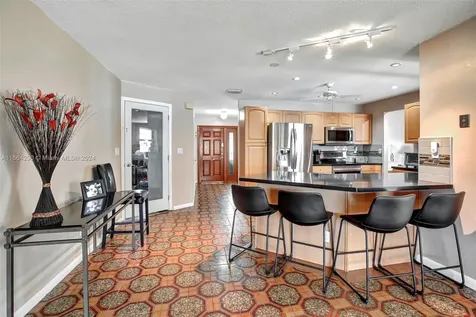 11516 SW 51st Street Cooper City FL 33330