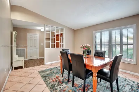 11516 SW 51st Street Cooper City FL 33330
