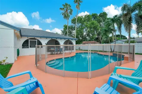 11516 SW 51st Street Cooper City FL 33330
