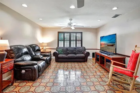 11516 SW 51st Street Cooper City FL 33330