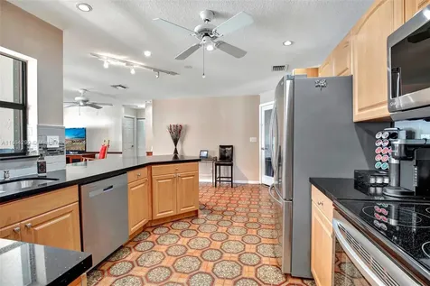 11516 SW 51st Street Cooper City FL 33330