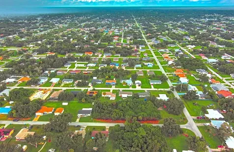 21511 Carleton Avenue Port Charlotte FL 33952
