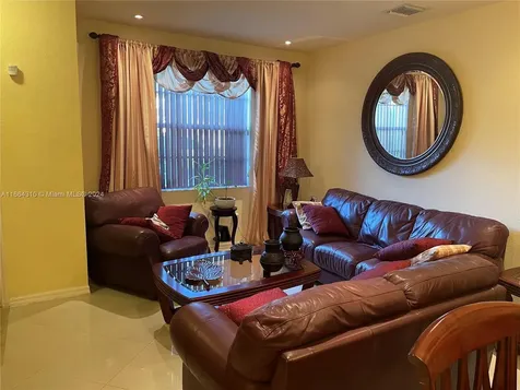 730 SE 2nd Street Homestead FL 33030