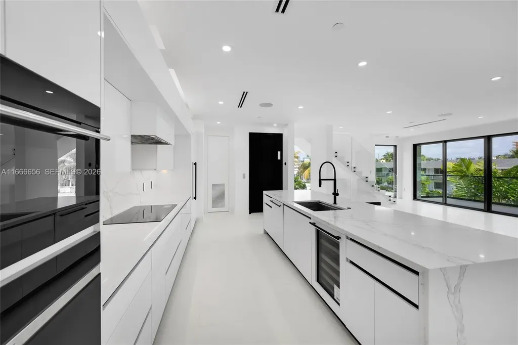 3222 NE 7th Street Pompano Beach FL 33062