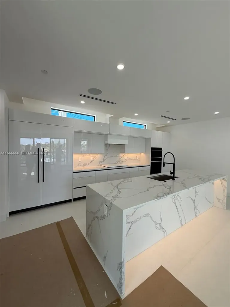 3222 NE 7th Street Pompano Beach FL 33062