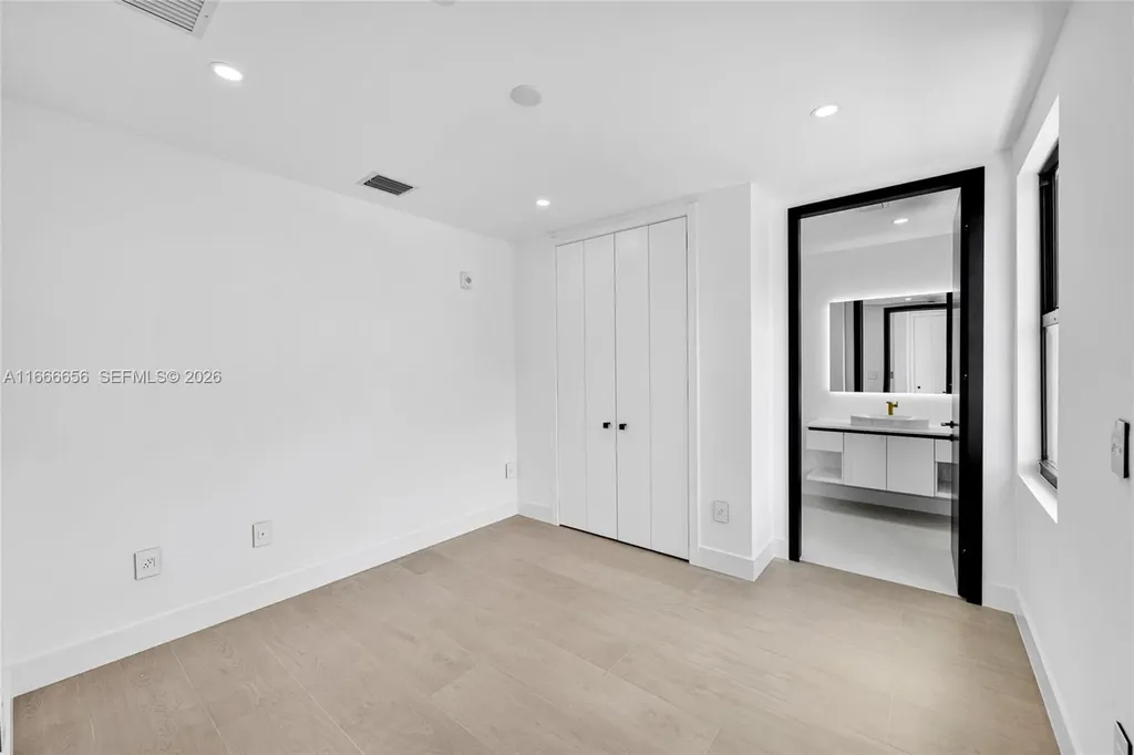 3222 NE 7th Street Pompano Beach FL 33062