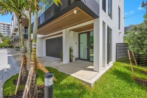 3222 NE 7th Street Pompano Beach FL 33062
