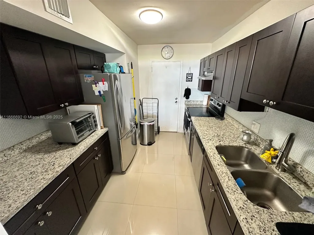 2201 S Ocean Drive Hollywood FL 33019