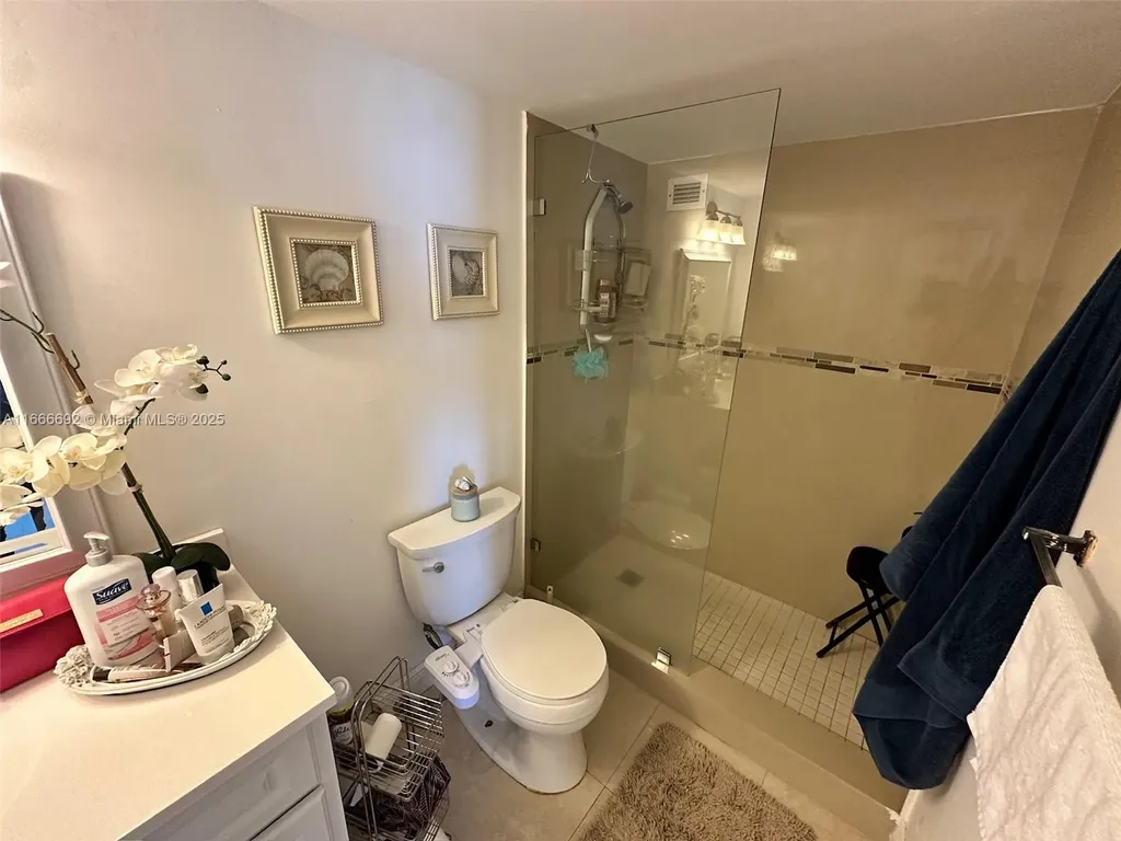 2201 S Ocean Drive Hollywood FL 33019