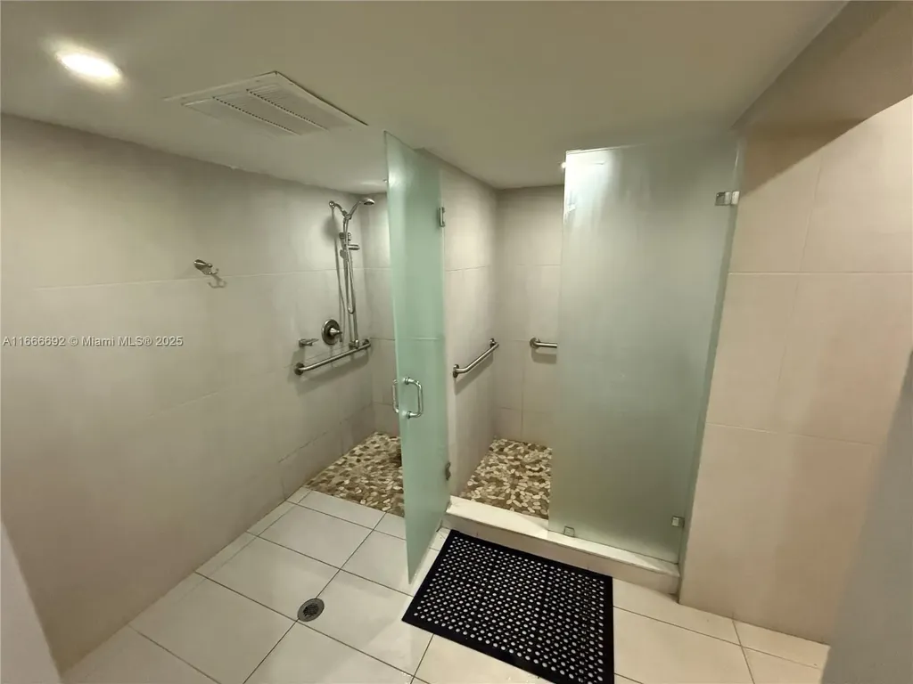 2201 S Ocean Drive Hollywood FL 33019