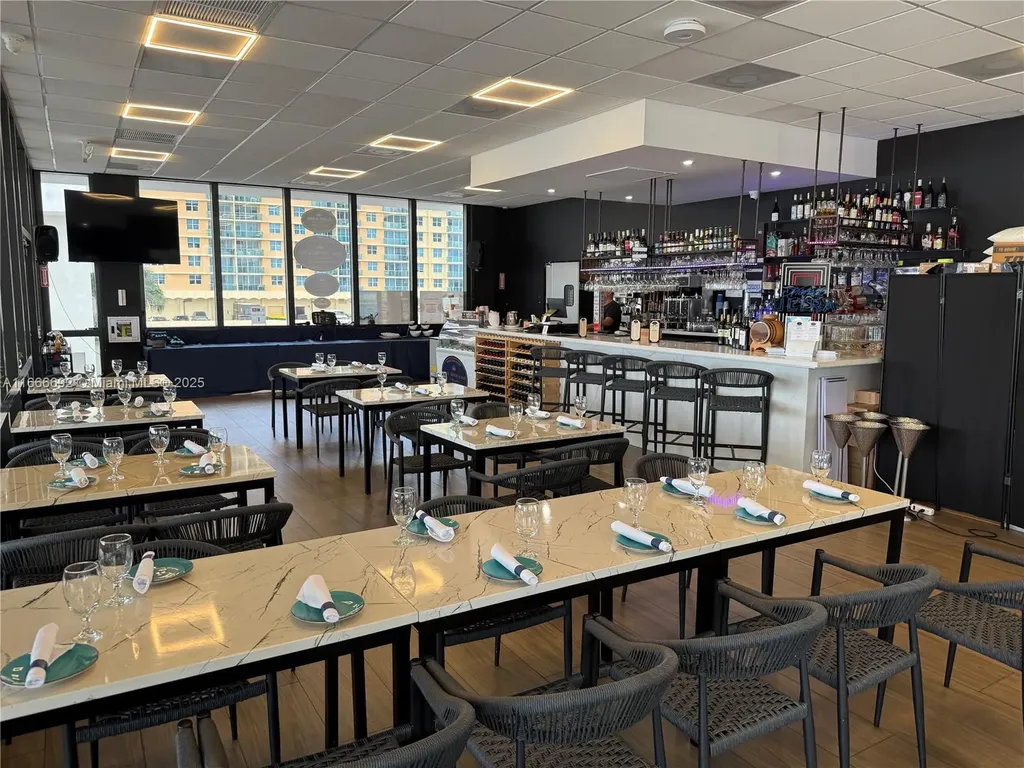 2201 S Ocean Drive Hollywood FL 33019