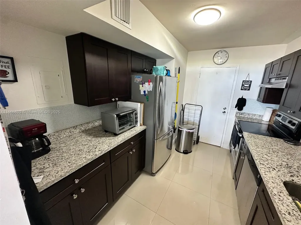 2201 S Ocean Drive Hollywood FL 33019