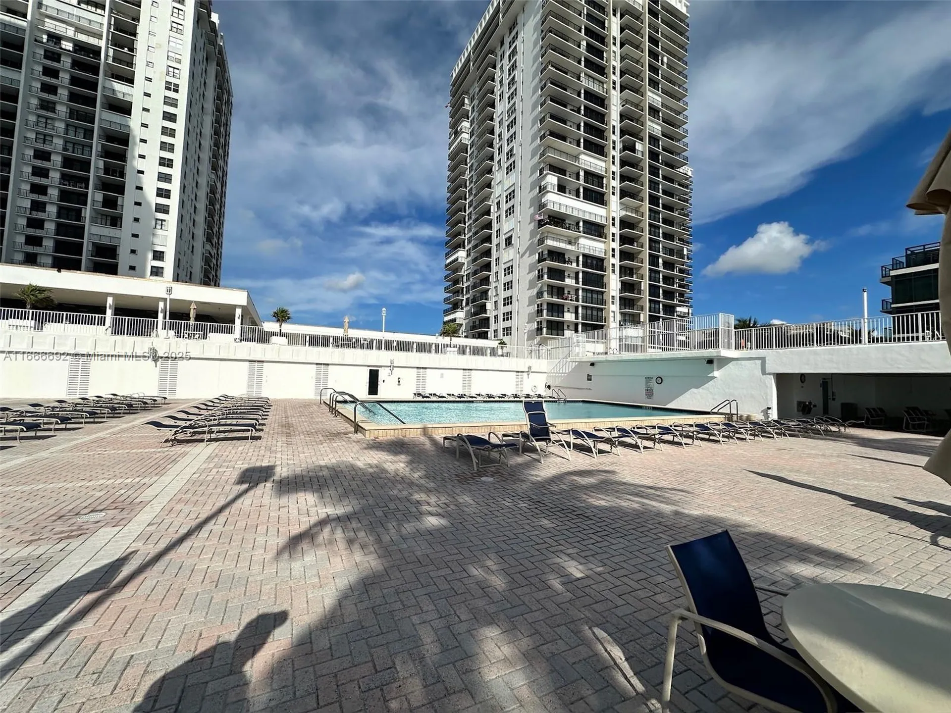 2201 S Ocean Drive Hollywood FL 33019
