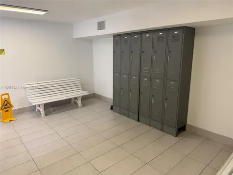 2201 S Ocean Drive Hollywood FL 33019