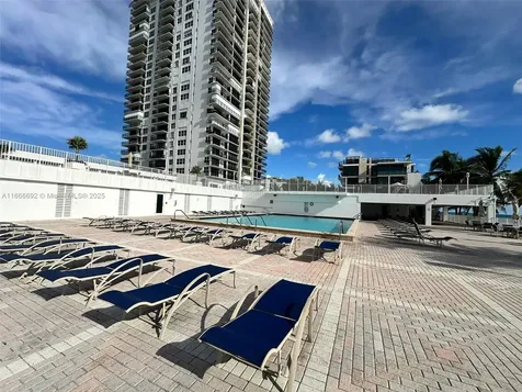 2201 S Ocean Drive Hollywood FL 33019