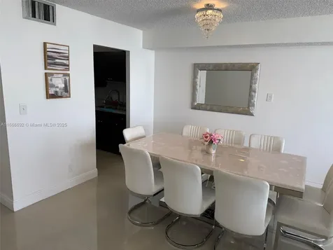 2201 S Ocean Drive Hollywood FL 33019