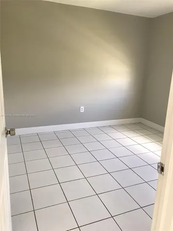 459 NE 210th Circle Terrace Miami FL 33179