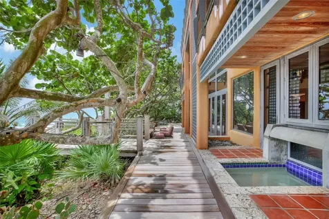 967 Hillsboro Mile Hillsboro Beach FL 33062