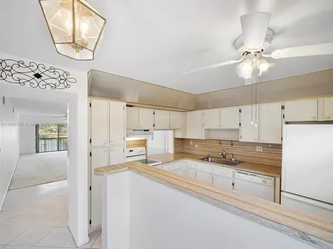6090 N Sabal Palm Boulevard Tamarac FL 33319
