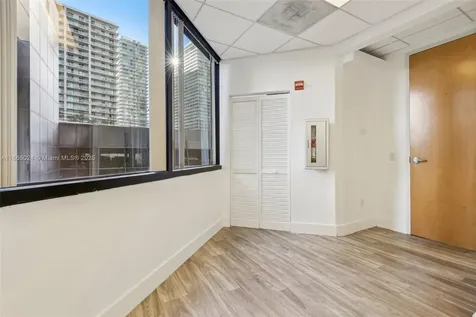 1200 Brickell Avenue Miami FL 33131