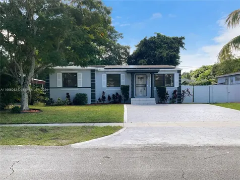 910 NE 155th Terrace North Miami Beach FL 33162