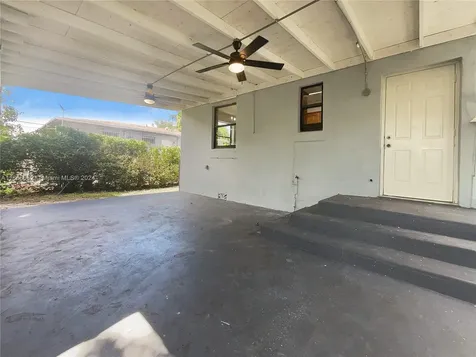 910 NE 155th Terrace North Miami Beach FL 33162