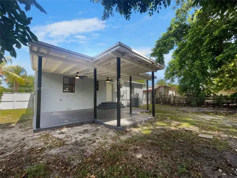 910 NE 155th Terrace North Miami Beach FL 33162