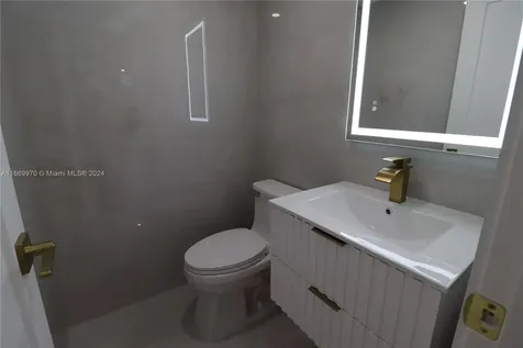 210 172nd Street Sunny Isles Beach FL 33160