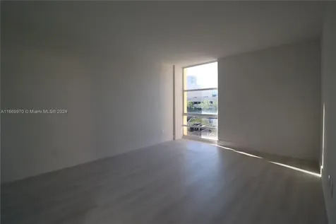 210 172nd Street Sunny Isles Beach FL 33160