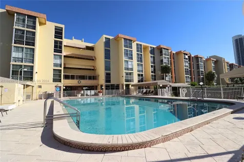 210 172nd Street Sunny Isles Beach FL 33160