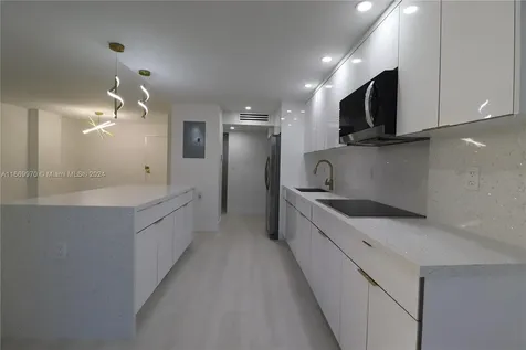 210 172nd Street Sunny Isles Beach FL 33160