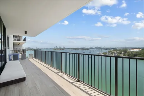 1000 Venetian Way Miami FL 33139