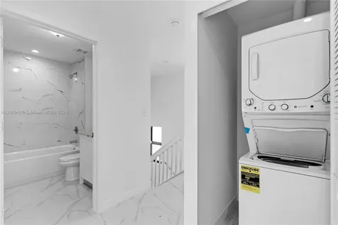 8016 NW 14th Place Miami FL 33147