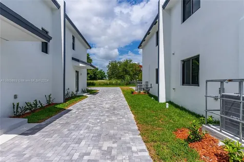 8016 NW 14th Place Miami FL 33147