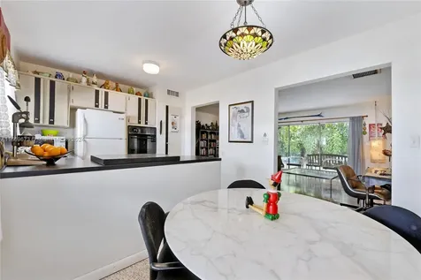 8430 SW 20th Terrace Miami FL 33155